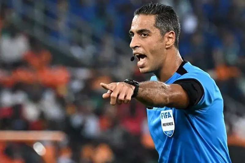 طاقم مصري يدير مواجهة نهضة بركان وأهلي طرابلس